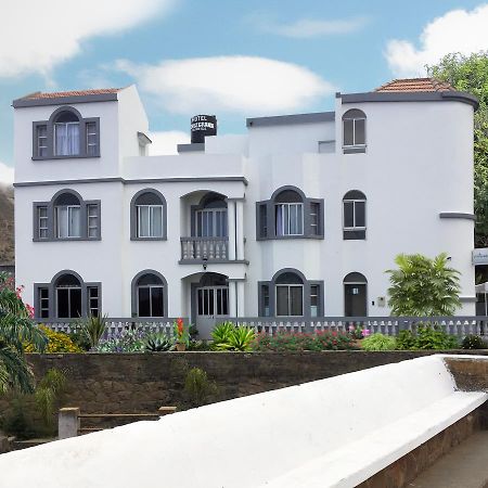 Hotel Cruz Grande-Brava Vila Nova Sintra Exterior photo
